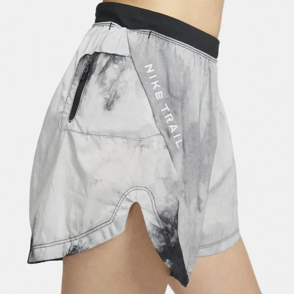 Nike Women's Dri-FIT Repel Mid-Rise 3" Trail Running Shorts - Picture 4 of 12